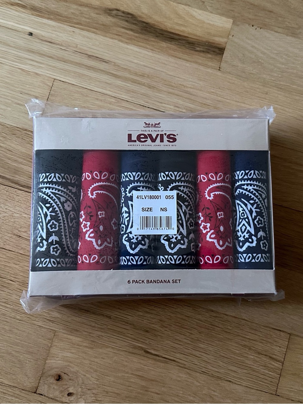 Levi's 6-Pack Bandana Set - NWT